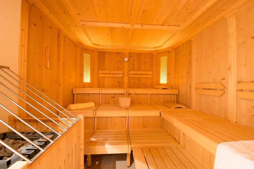 Garni Mathonerhof Hotel Ischgl Exterior photo